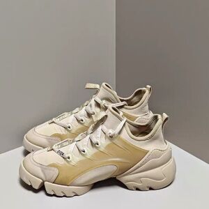 🚩steal authentic Dior Cream and Tan Women's Shoes